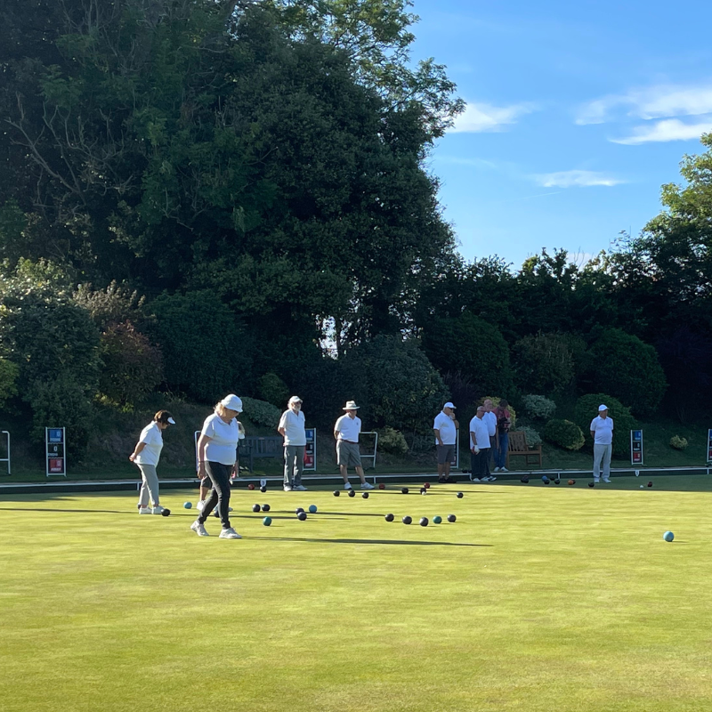hailsham bowling club (800 × 800px)